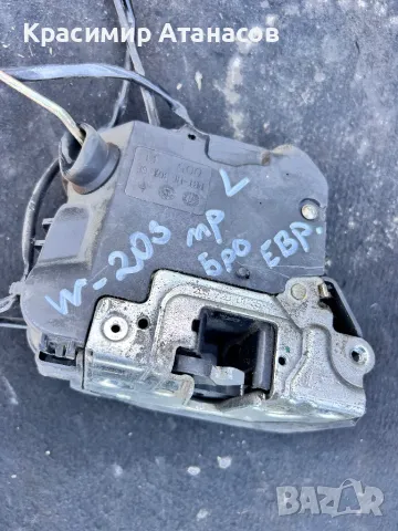 Брава врата предна лява за Мерцедес Ц-класа W203 седан.комби.2037200135, снимка 2 - Части - 47644972