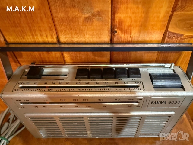 Радио Sanwa, снимка 2 - Радиокасетофони, транзистори - 53175312