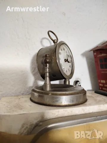 Стар Механичен Часовник , снимка 3 - Антикварни и старинни предмети - 48454239