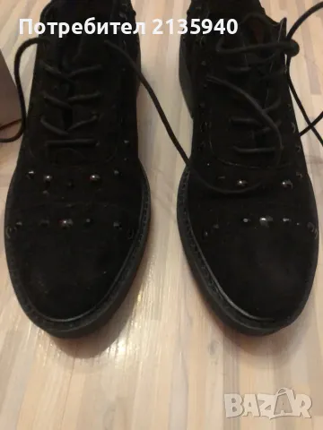 Обувки guess, снимка 4 - Дамски ежедневни обувки - 48545833