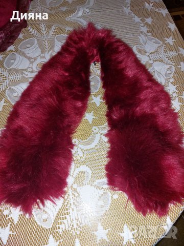 Яка изкуствен косъм цвят бордо