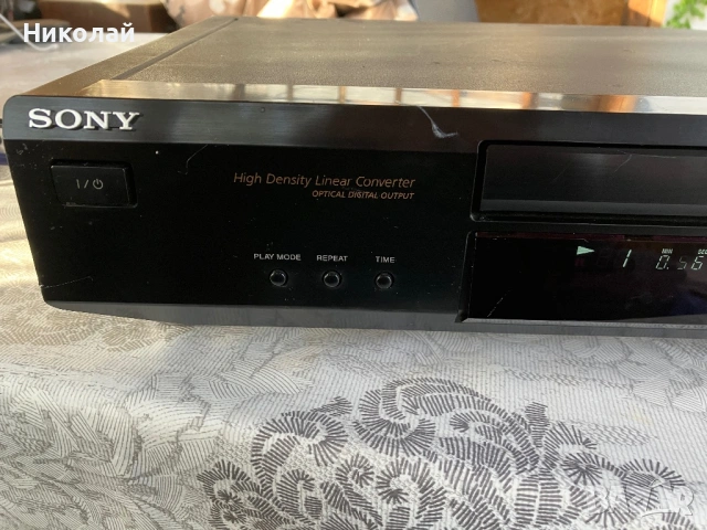 Продавам Sony CDP-XE 220, снимка 2 - Декове - 54229321