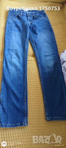 Оригинални дамски дънки LEVIS, снимка 5 - Дънки - 39611264