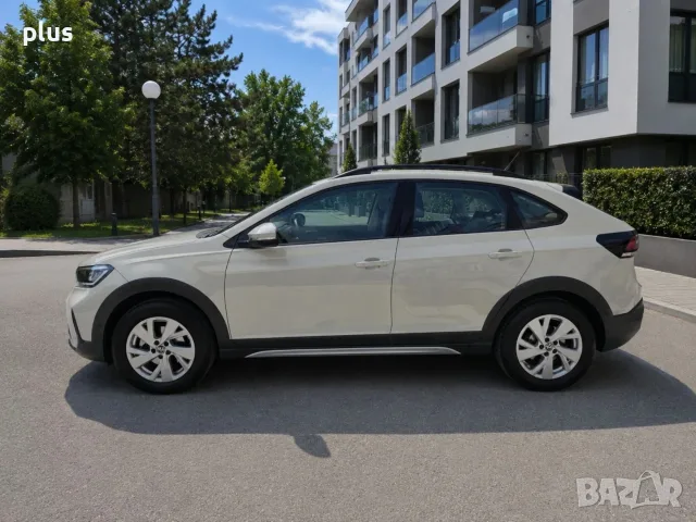 VW Taigo 28 000 км. Първи собственик, пълна заводска гаранция до 2028 г. Пълно Автокаско и ГО, снимка 2 - Автомобили и джипове - 55754987