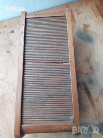 Страхотна антикварна дървена кутия с вратичка тип хармоника, снимка 3 - Антикварни и старинни предмети - 54031703