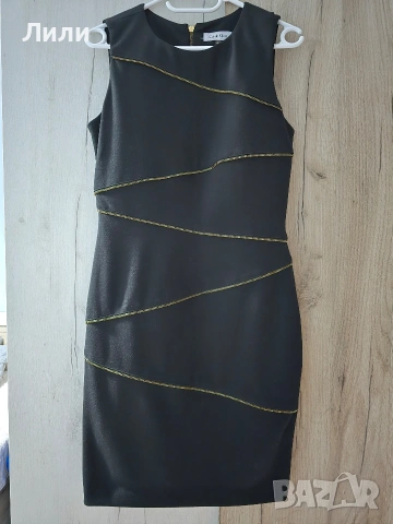 Дамска рокля Calvin Klein размер S ,US 4