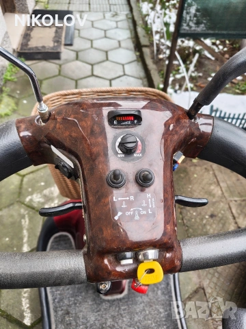 Ел количка, снимка 7 - Инвалидни скутери - 53889009