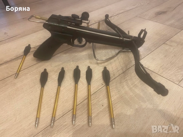 Продавам арбалет със стрели, снимка 2 - Други ценни предмети - 51669304