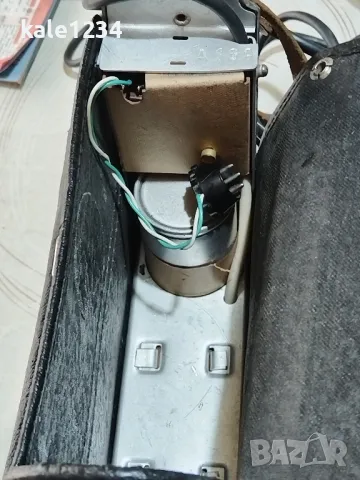 Луч 70. СССР. Фотосветкавица. Luch 70. Чанта от естествена кожа. Комплект. Преносима с батерия , снимка 10 - Антикварни и старинни предмети - 49327176