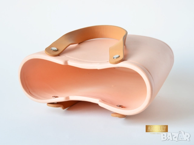 Керамична Декоративна Кашпа във Формата на Дамска Чанта / Саксия Цвят Праскова / Подарък за Нов Дом, снимка 8 - Вази - 52395340