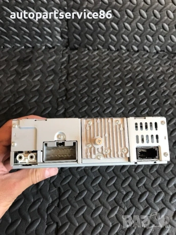 CD плейър за Volvo V50 2.0D (2003-2008) 30775583AA, P30732669AD, снимка 2 - Части - 54124738