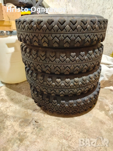 Гуми за Лада Нива Lada NIVA 4X4, снимка 3 - Гуми и джанти - 54244353