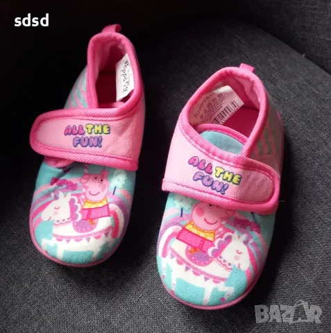 Детски пантофки пепа пиг , снимка 2 - Детски маратонки - 50046497
