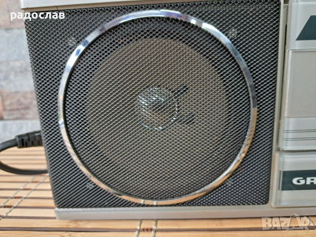 Grundig RR 345, снимка 3 - Радиокасетофони, транзистори - 54366362