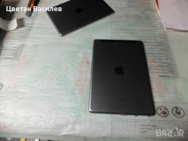 Apple iPad Air . 16GB, Wi-Fi + Cellular (Unlocked), 9.7in - Silver, снимка 10 - Таблети - 37031862