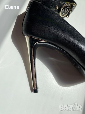 Обувки на ток Versace Jeans, снимка 6 - Дамски обувки на ток - 44336817