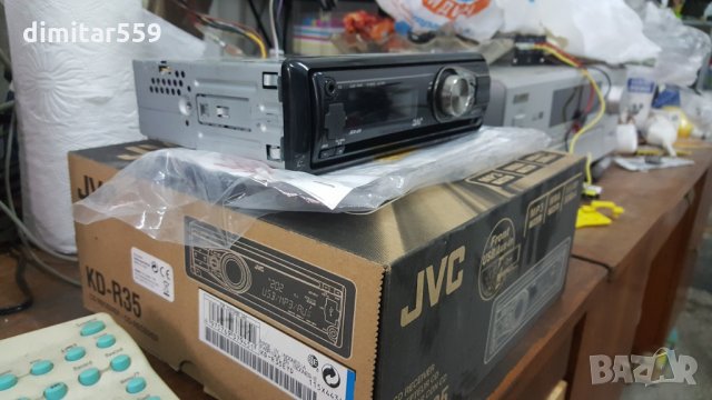 Авто CD със MP3 и USB JVC, снимка 2 - Аксесоари и консумативи - 30581303