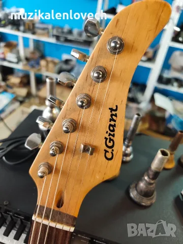 Електрическа китара C.Giant Strat / Stratocaster тип – черна, снимка 11 - Китари - 55720482