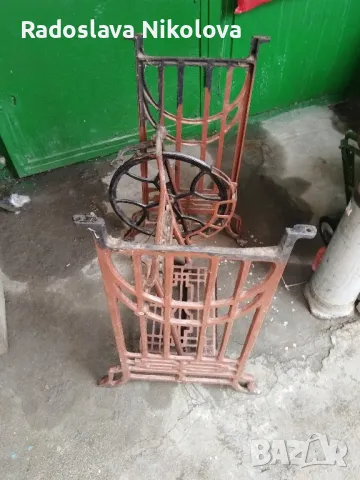 Ретро крака от шевна машина , снимка 2 - Други машини и части - 49740085