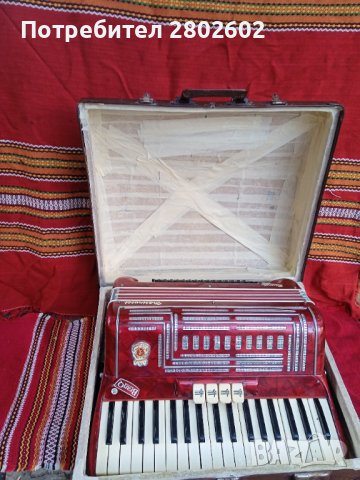 Продавам акордеон Маринучи Marinucci 80 баса