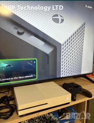 Уникален Xbox One S 1TB Гаранция 12м, снимка 2 - Xbox конзоли - 53248690
