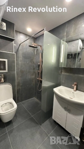 Тристаен апартамент под наем в Център, снимка 5 - Апартаменти - 53910284