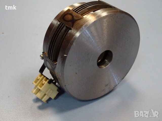 Съединител електромагнитен Binder Magnete 82 113 09C1 multi-disc electromagnetic clutch, снимка 3 - Резервни части за машини - 37994195