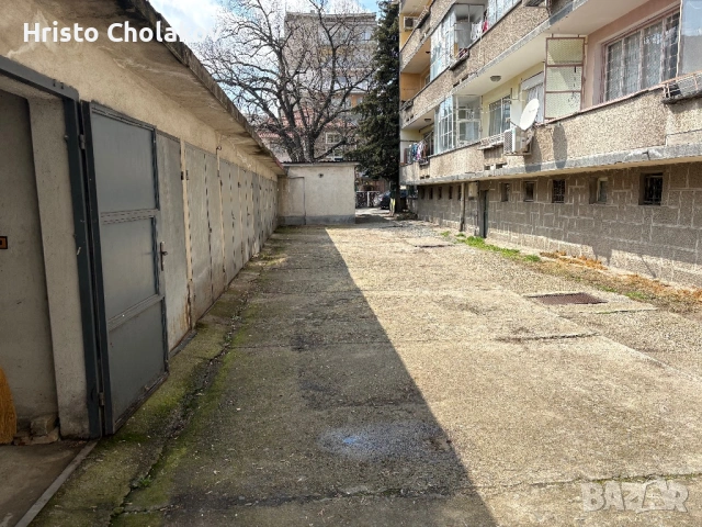 Гарарж под наем до Максим Горки, снимка 3 - Гаражи и паркоместа - 54050922