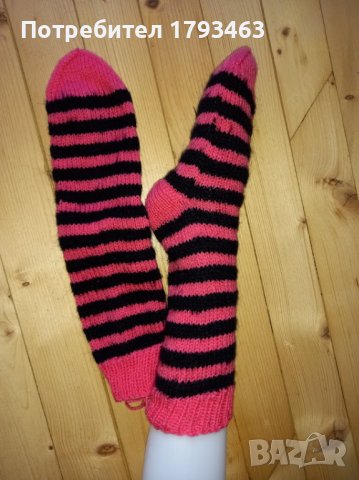 Ръчно плетени дамски чорапи, снимка 1 - Дамски чорапи - 37790298