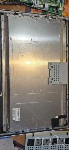 27" LCD дисплей с CCF подсветка, снимка 2 - Части и Платки - 53082815