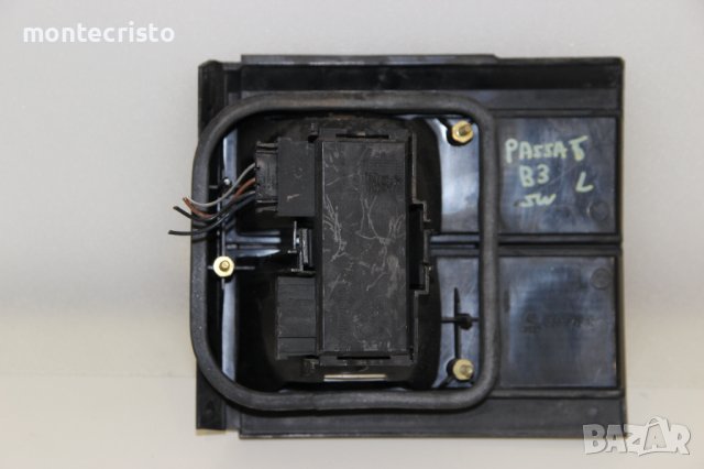 Ляв вътрешен стоп VW Passat B3 комби (1989-1993г.) ляв стоп заден капак / 333 945 107 / 333945107, снимка 4 - Части - 42711727