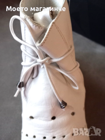 Нови български кожени ботички с перфорации и връзки – № 39 (с етикет), снимка 5 - Дамски ежедневни обувки - 52072048