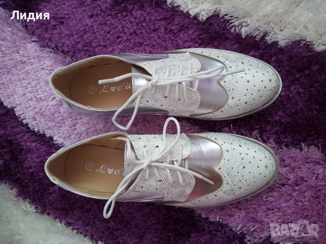 Есенни бели дамски стилни  обувки със връзки , снимка 3 - Дамски ежедневни обувки - 37656136