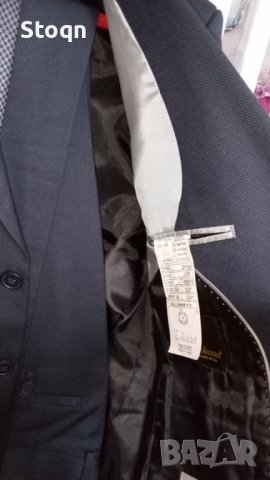 Продавам мъжки сиво-син костюм , снимка 3 - Костюми - 40698458