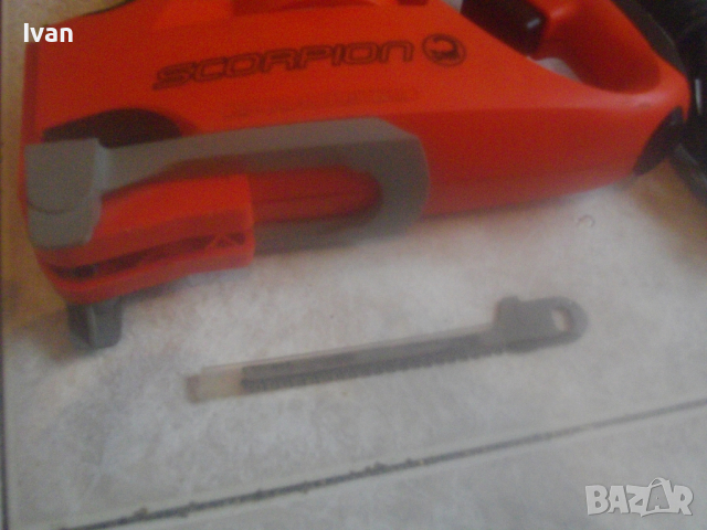 НОВ Английски ОРИГИНАЛЕН Саблен Реципрочен Тандемен Трион BLACK DECKER-400 Вата-ОТЛИЧЕН-Реже 100мм, снимка 6 - Други инструменти - 44736174