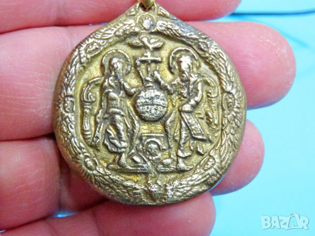 Стара бронзова икона, амулет, накит 38 мм с вързанка  за да ви пази и закриля, снимка 3 - Колиета, медальони, синджири - 38115770