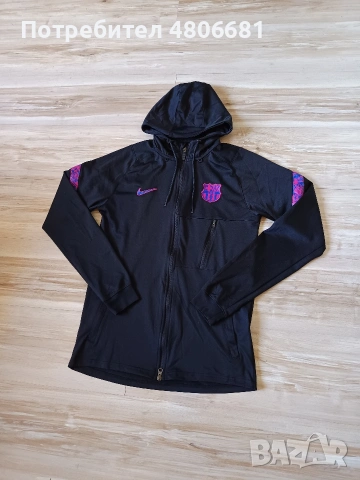Оригинално мъжко горнище с качулка Nike Dri-Fit x F.C. Barcelona / Season 21-22, снимка 2 - Спортни дрехи, екипи - 54308386