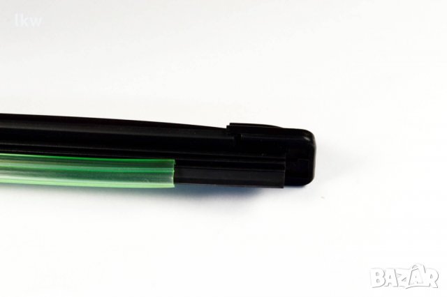 Универсална чистачка с гумено перо Revolution 450mm-475mm-500mm-525mm-550mm-600mm-650mm-700mm, снимка 2 - Аксесоари и консумативи - 29967714