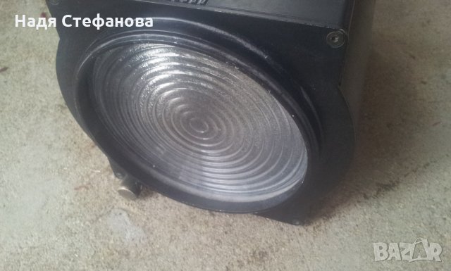 два професионални, сченични, студийни прожектора за представления, магазини REGGIANI , снимка 6 - Светкавици, студийно осветление - 29427320