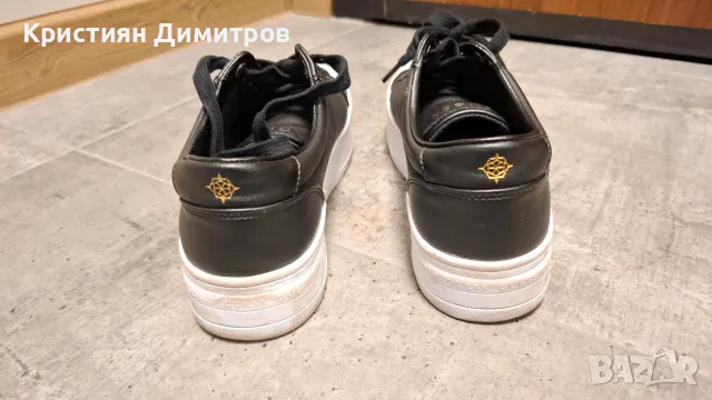 Дамски обувки Guess 37 номер, снимка 3 - Дамски ежедневни обувки - 56544503