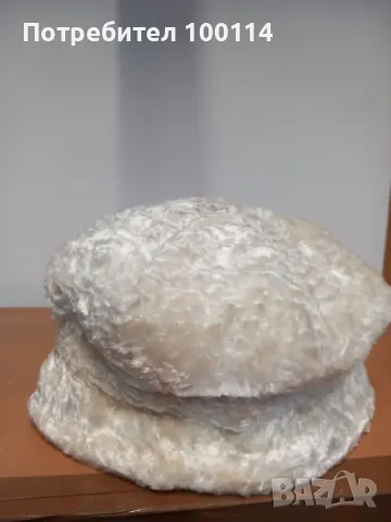 Италиански шапки, снимка 2 - Шапки - 48784994