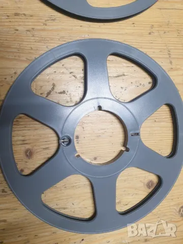 Лот от две 26,5см пластмасови ролки за магнетофон с наб отвор. Двете за 80лв., снимка 6 - Декове - 47997596