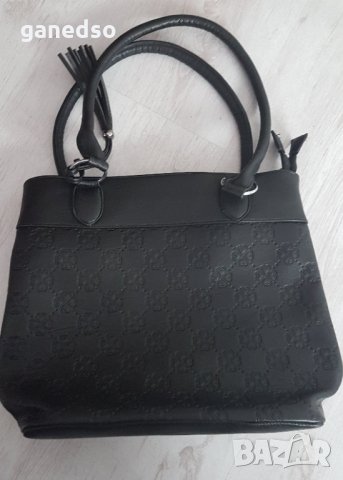 Нова,черна дамска чанта с две отделения с цип 