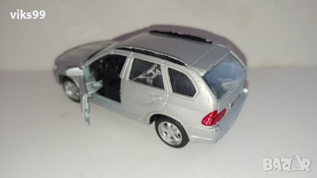 Метална количка BMW X5 Maisto Мащаб 1:42, снимка 2 - Колекции - 42428074