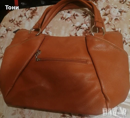 Нова Кожена Дамска Чанта с Цвете , снимка 6 - Чанти - 50691166