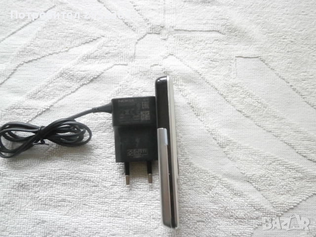 Мобилен телефон Nokia 6300, снимка 4 - Nokia - 52455575