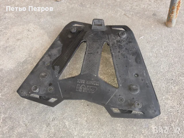 GIVI стойка за багажен куфар, снимка 6 - Аксесоари и консумативи - 55795573