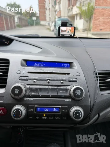 Honda Civic 1.3I HYBRID, снимка 11 - Автомобили и джипове - 56324562