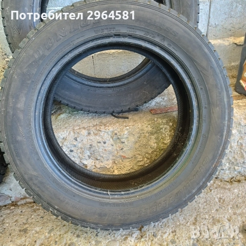 Зимни гуми за джип Dunlop 225 60 18 , снимка 8 - Гуми и джанти - 51806618
