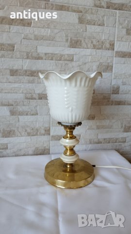 Стара месингова настолна лампа - нощна лампа - Антика, снимка 1 - Антикварни и старинни предмети - 38097508